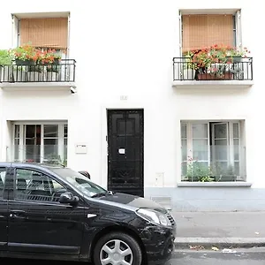 Hostel Paranjib Paris