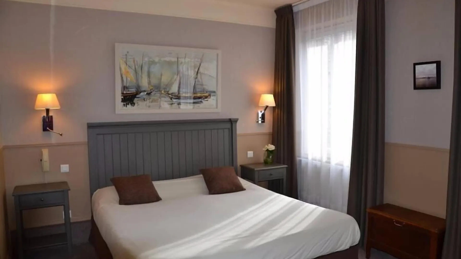 סן מלו Hotel Ajoncs D'Or 3*, סן מלו